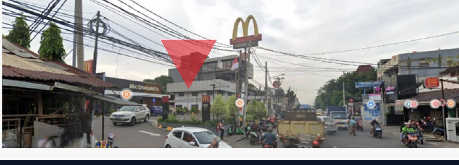 Jl. Jatiwaringin Raya, satu kawasan dengan McDonald's
